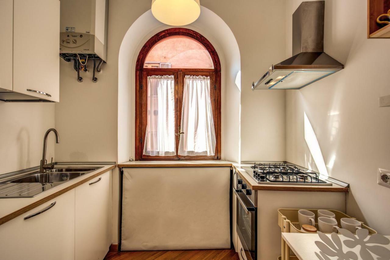 Campo Di Fiori 2 Bedroom Via Giulia روما المظهر الخارجي الصورة